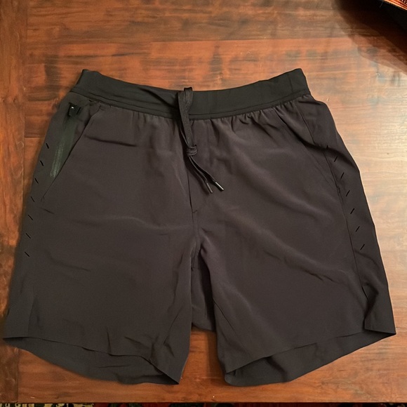 TenThousand Other - NWOT Ten Thousand Black Interval Short (No Liner) 7" Size Small